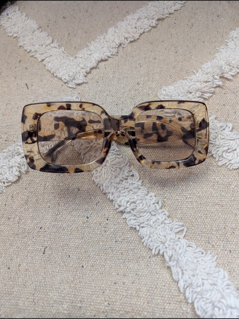 Tortoiseshell Square Frame Women’s Sunglasses - Brand Unknown